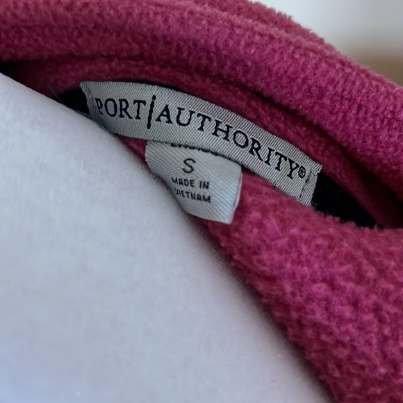 Hendrick Motorsports Women’s Port Authority pink and black zippered vest small - Picture 8 of 9